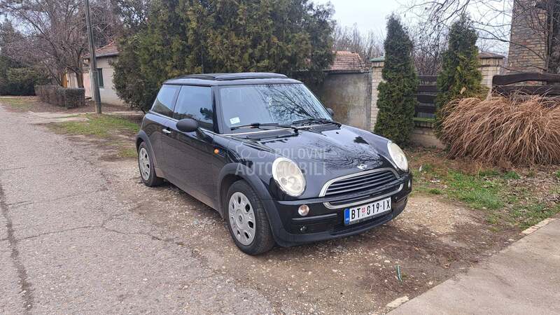 MINI One 
