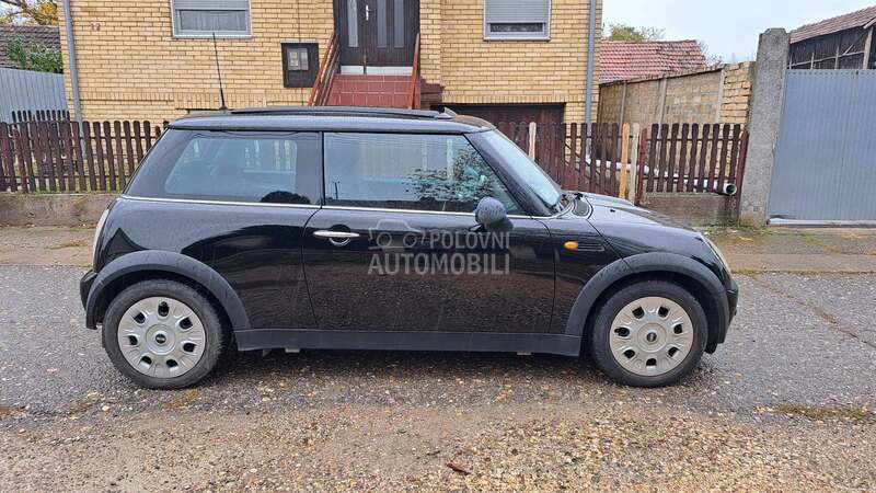 MINI One 