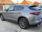 Alfa Romeo Stelvio R E Z E R V I S A N