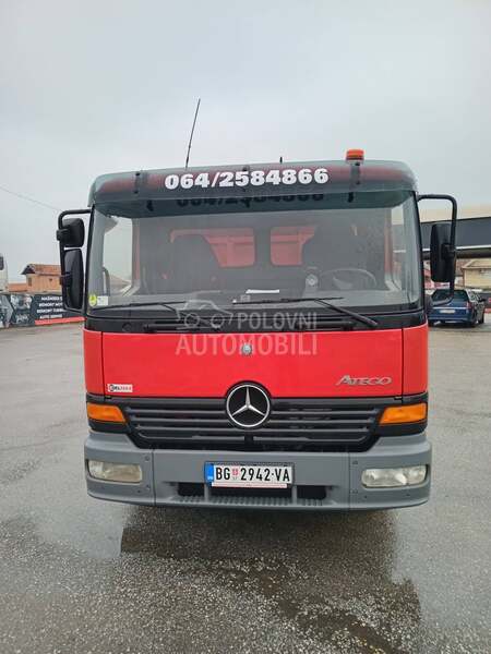 Mercedes Benz 1223