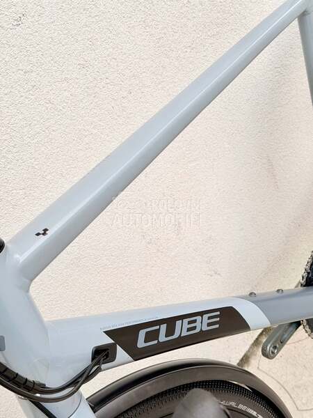Cube Nuroad 28