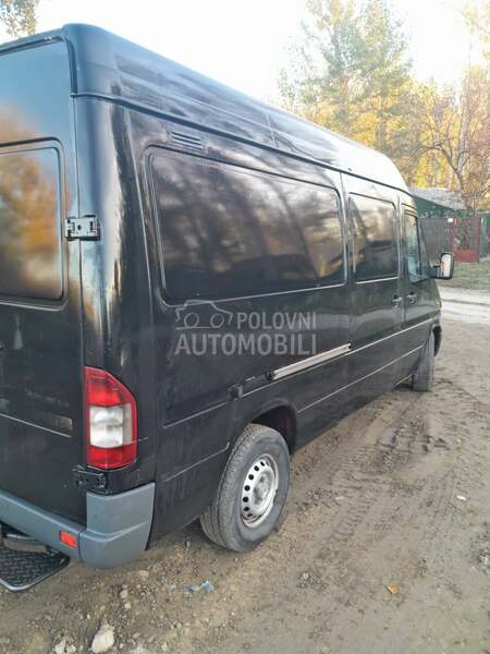 Mercedes Benz Sprinter 311