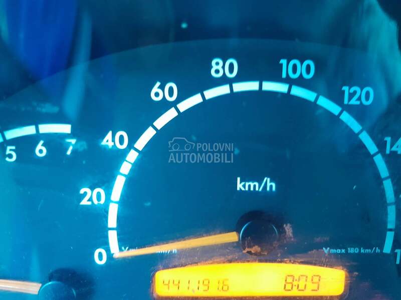 Mercedes Benz Sprinter 311