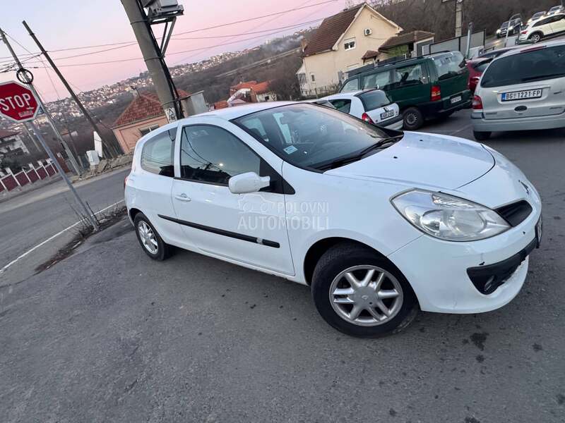 Renault Clio 
