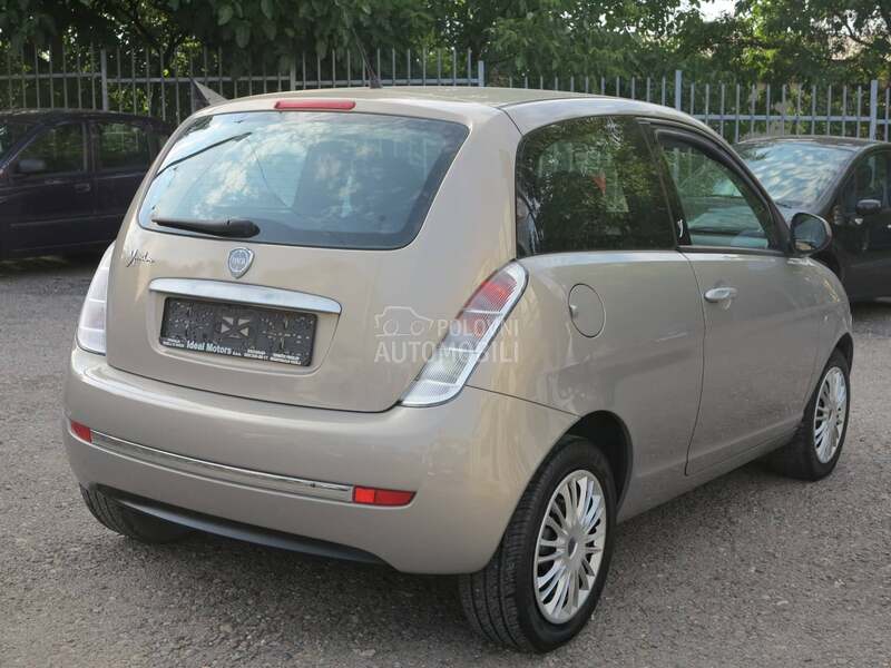 Lancia Ypsilon 1.2 B