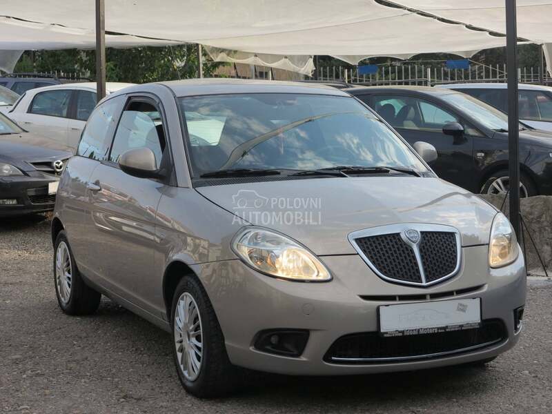 Lancia Ypsilon 1.2 B