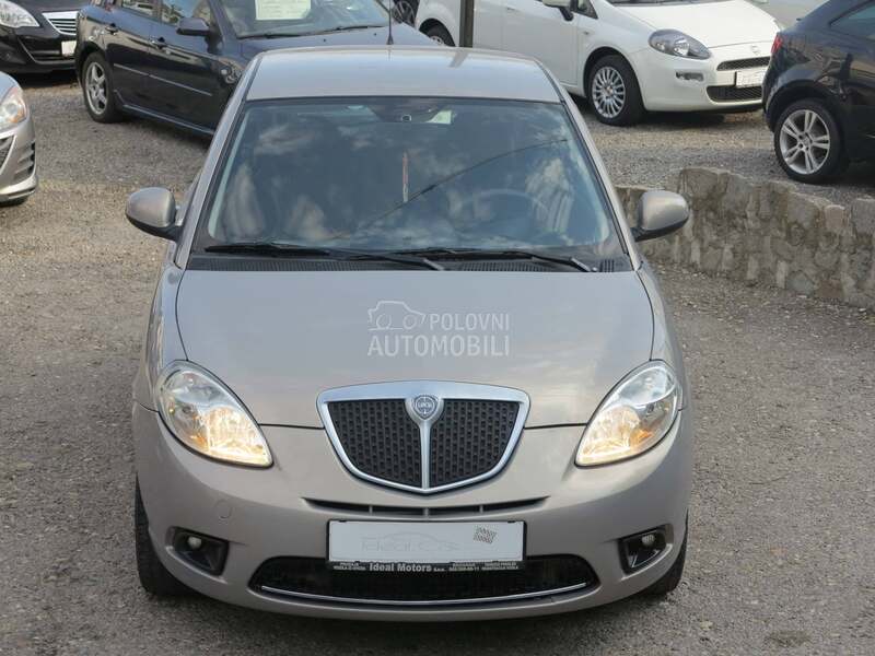 Lancia Ypsilon 1.2 B