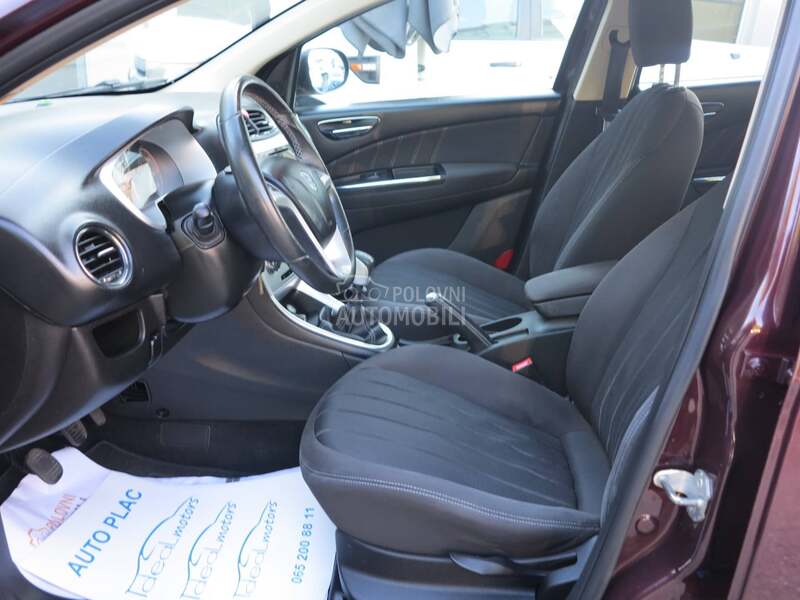 Lancia Delta 1.6 MJET