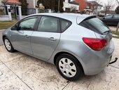 Opel Astra J 1.7CDTI N.A.V.I