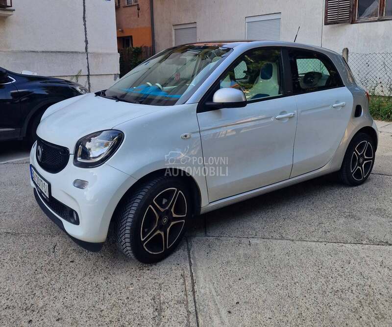 Smart ForFour proxy