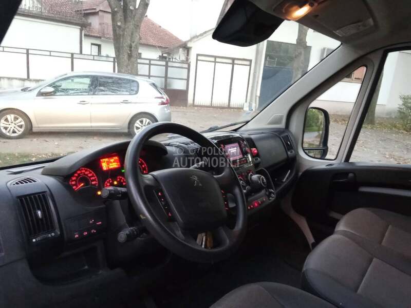 Peugeot Boxer 