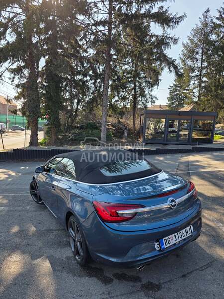 Opel Cascada 