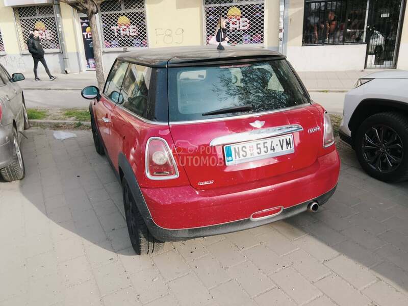 MINI Cooper 1.6