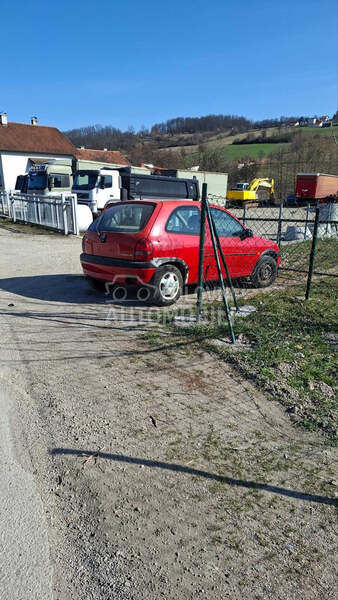 Opel Corsa B 