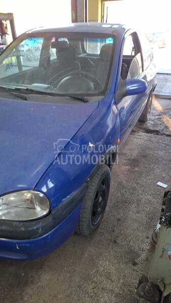 Opel Corsa B 