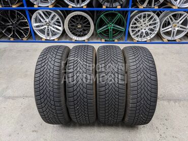 Bridgestone 215/65 R17 Zimska