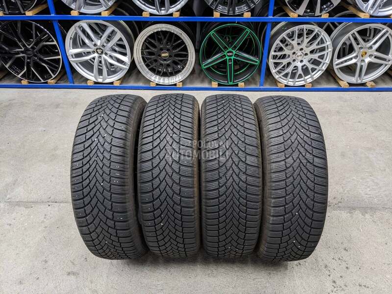 Bridgestone 215/65 R17 Zimska
