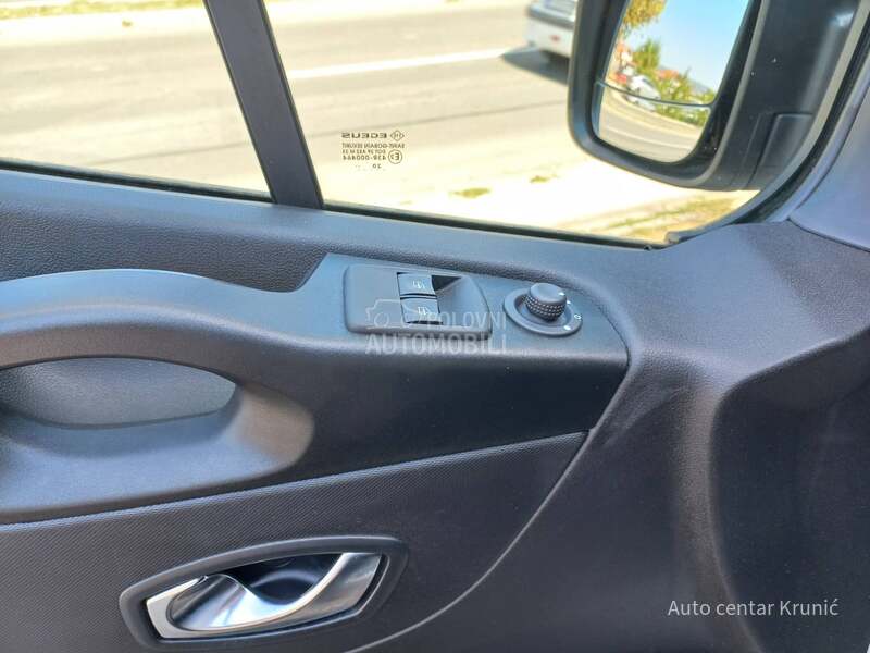 Renault Trafic 2.0 DCI