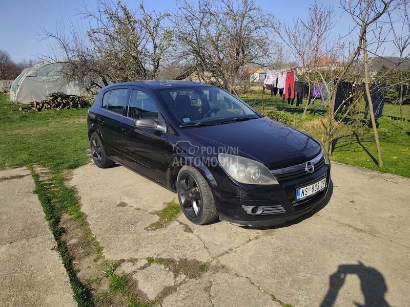 Opel Astra H 