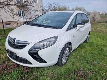 Opel Zafira 1.6T METAN -  kompletan auto u delovima