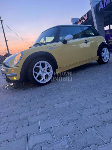 MINI Cooper 