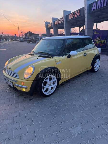 MINI Cooper 