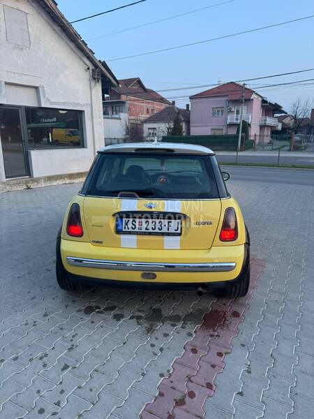 MINI Cooper 