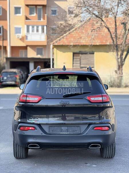 Jeep Cherokee Black Edition