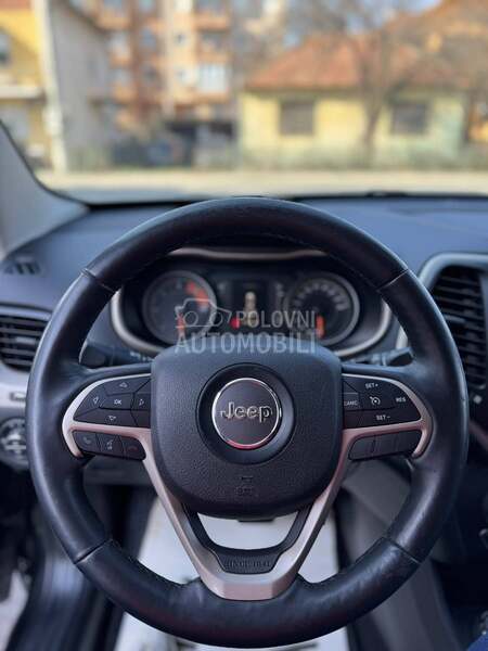 Jeep Cherokee Black Edition