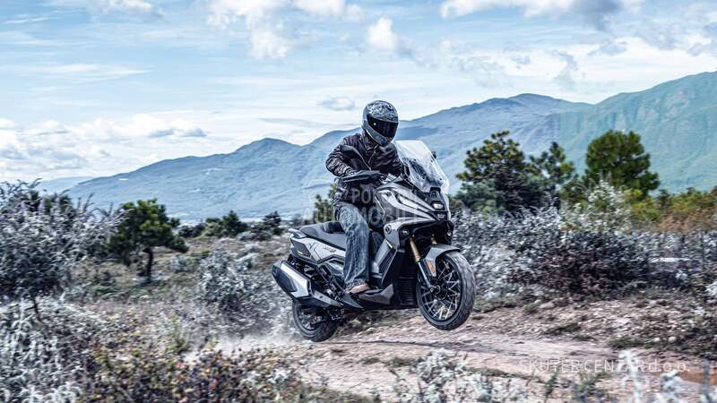 Voge SR450X  SAJAMSKA AKCIJA