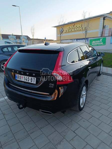 Volvo V60 