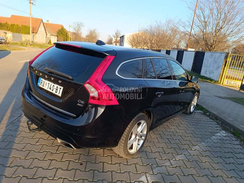 Volvo V60 