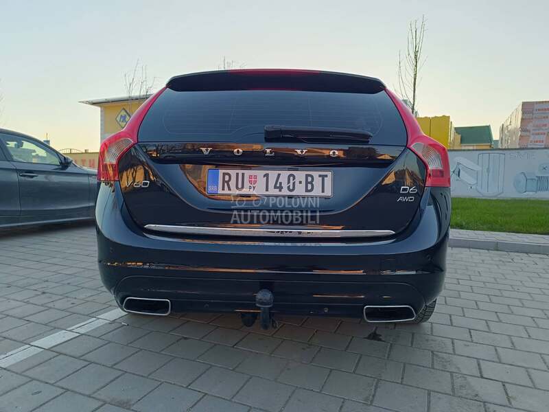 Volvo V60 