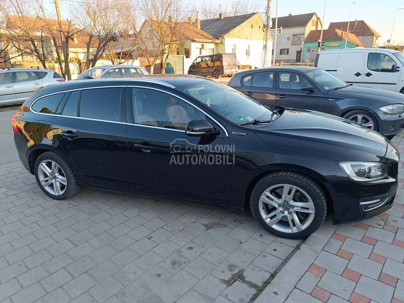 Volvo V60 