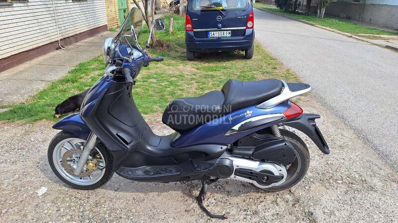 Piaggio Beverly 500