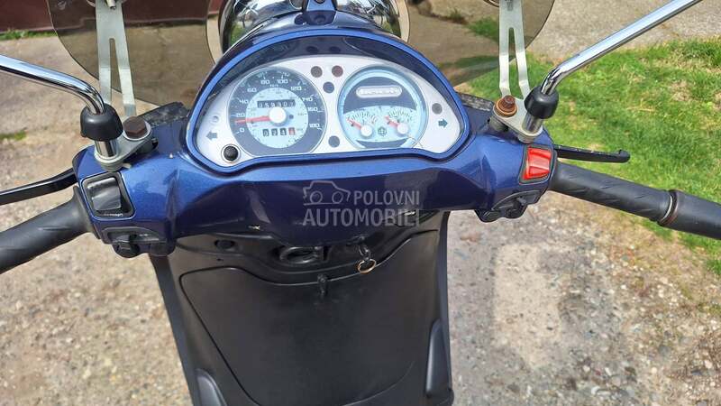 Piaggio Beverly 500