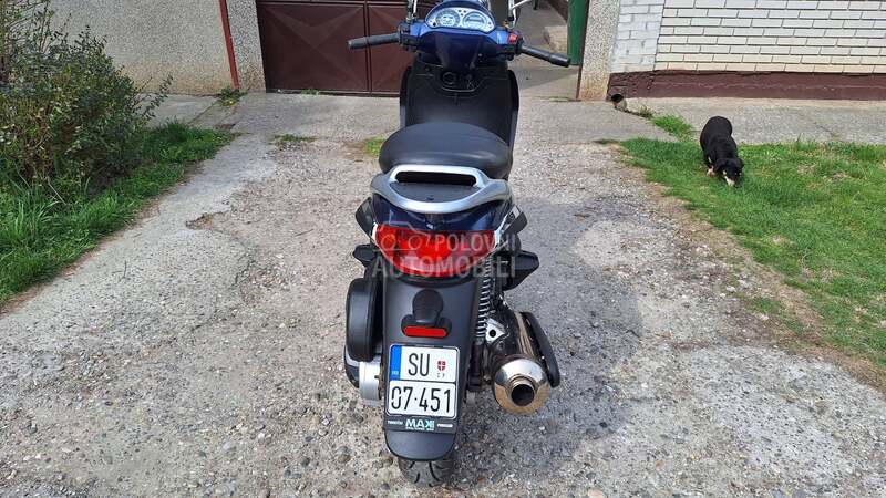 Piaggio Beverly 500