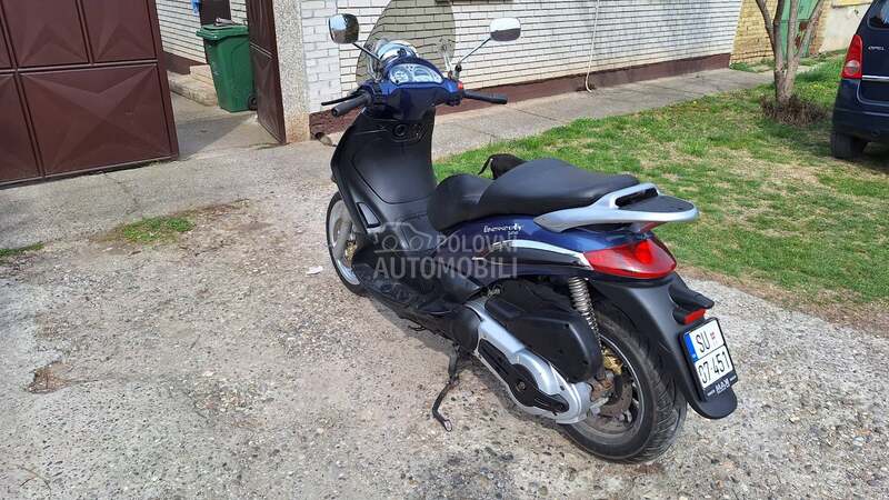 Piaggio Beverly 500