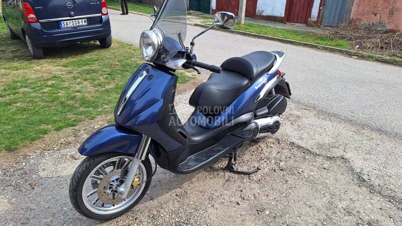 Piaggio Beverly 500