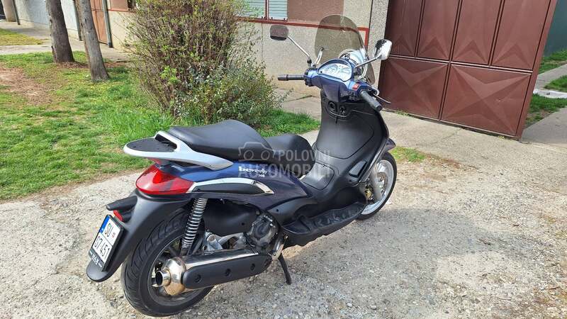 Piaggio Beverly 500