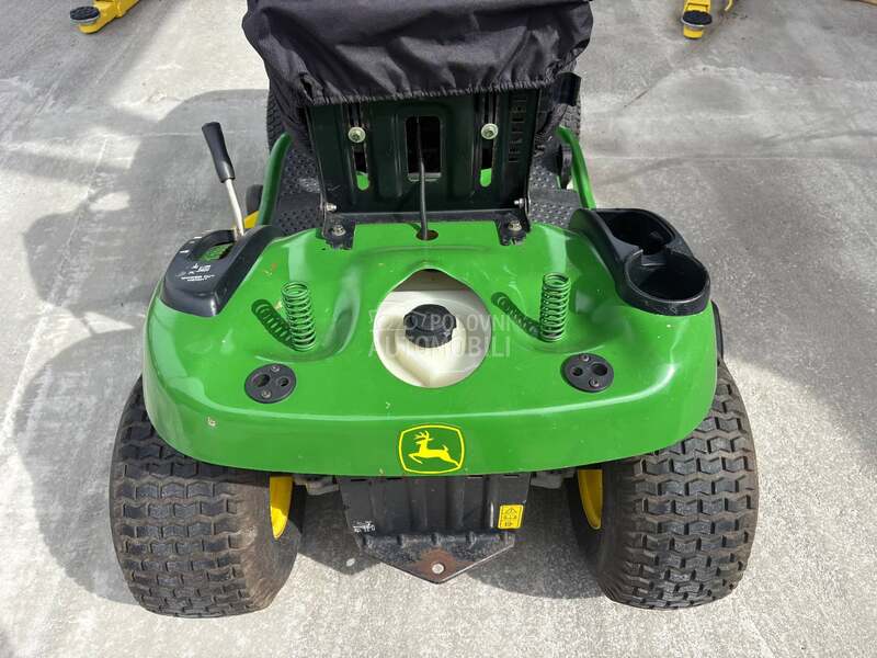 John Deere X125