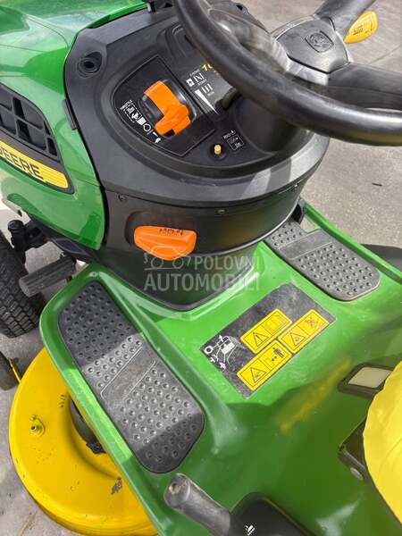 John Deere X125
