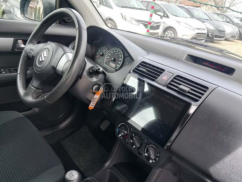 Suzuki Swift 1.6