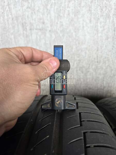 Continental 215/55 R18 Letnja