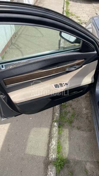 BMW 730 