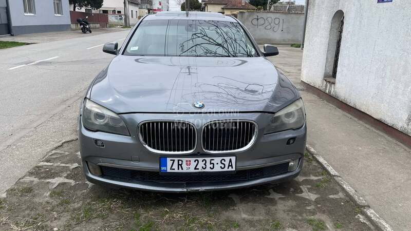 BMW 730 