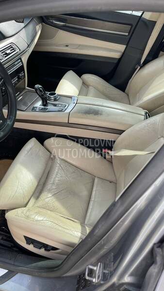 BMW 730 