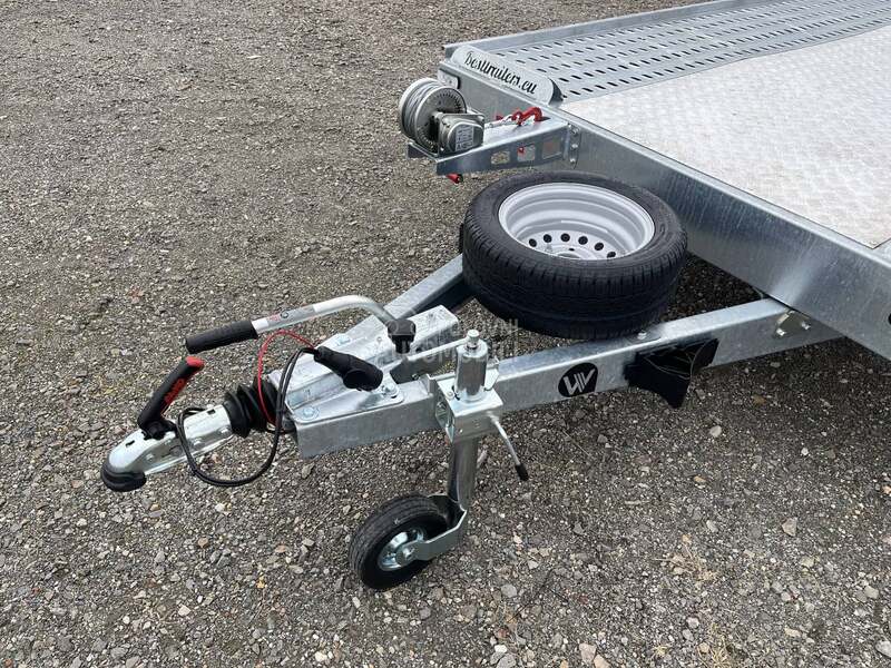 Besttrailers REBEL 4.5m kosa alu pod