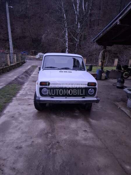 Lada Niva 