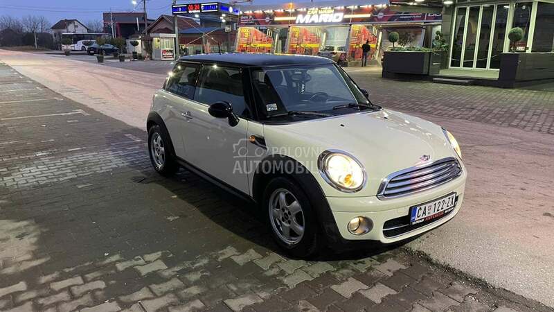 MINI Cooper D 1.6